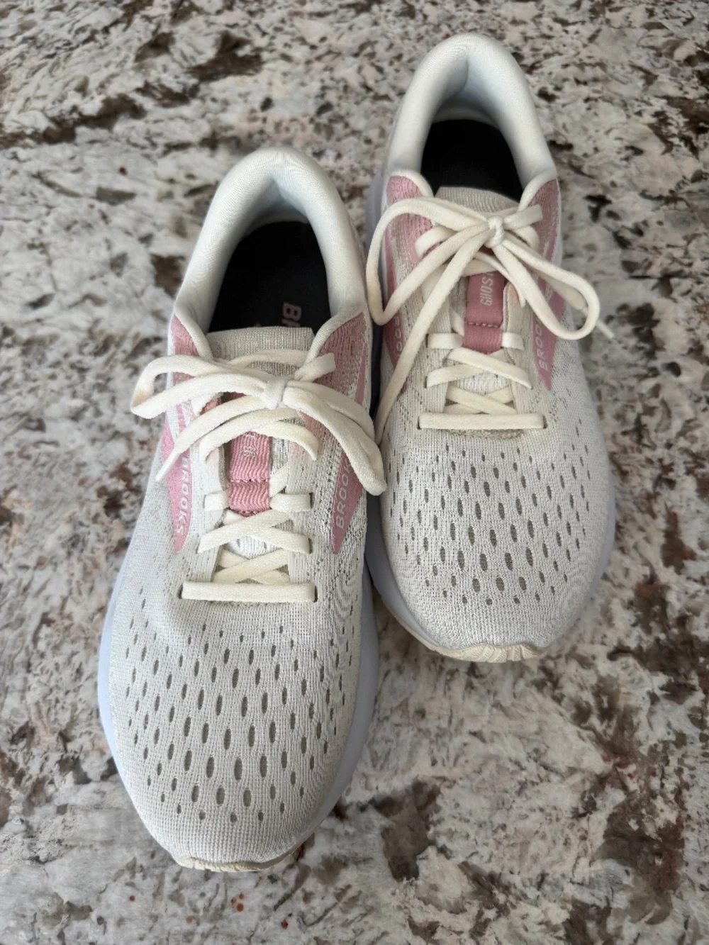 Brooks Brooks Ghost 16 Cushioned Road Running Shoes Womens Size 8.5